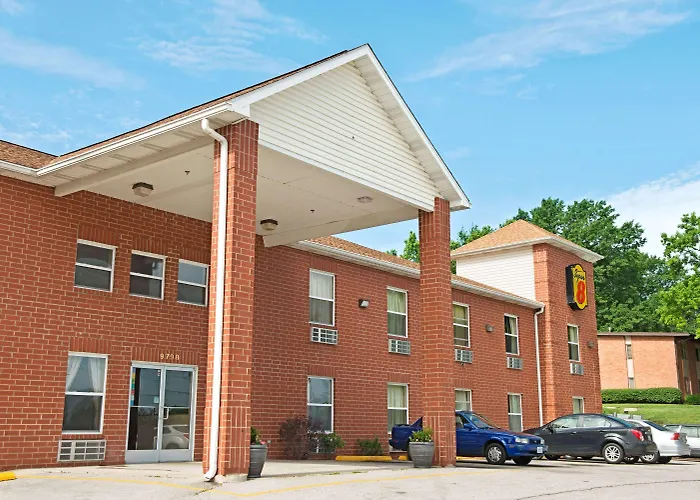 Super 8 By Wyndham St. Louis Airport