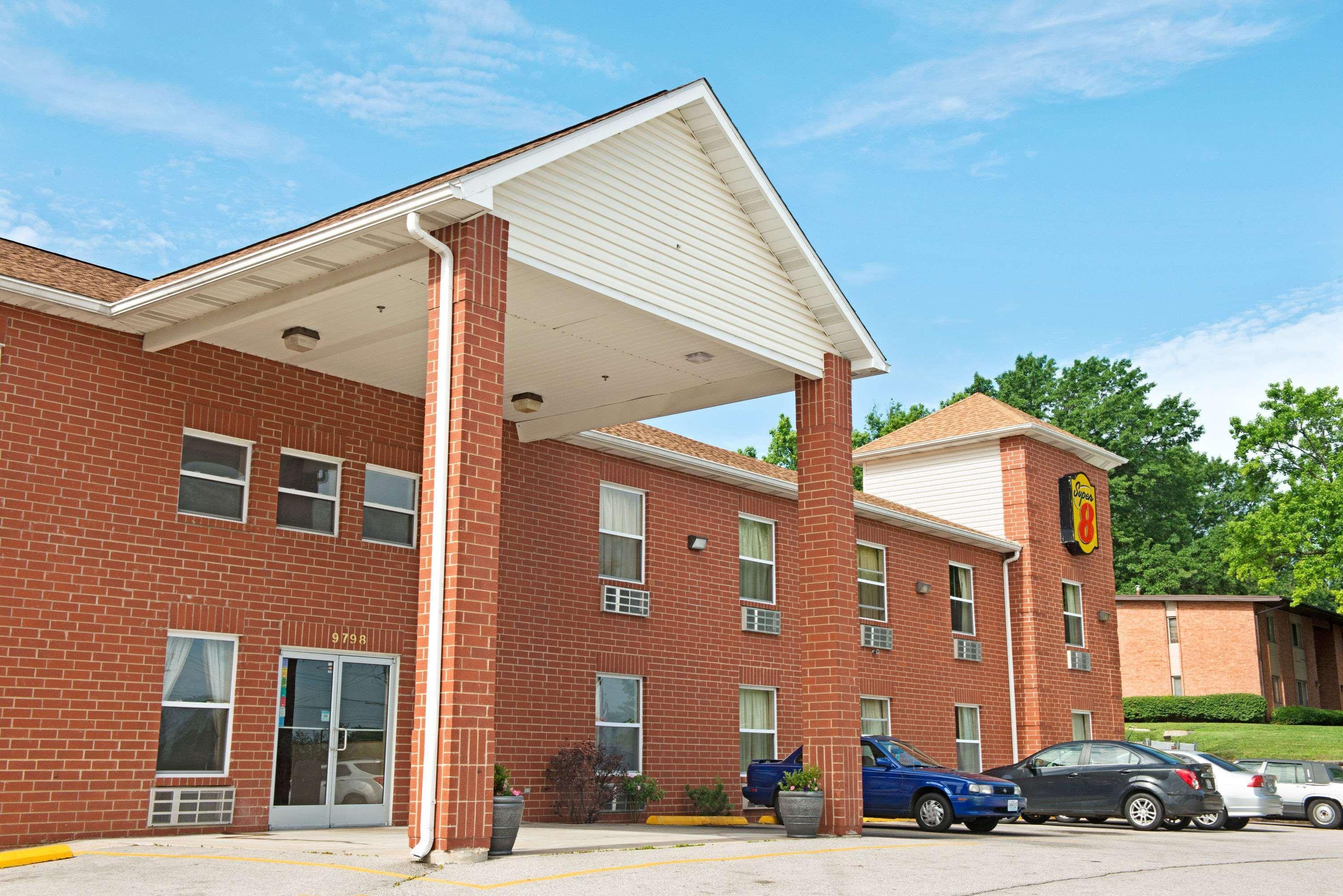 Hotel Super 8 By Wyndham St. Louis Airport